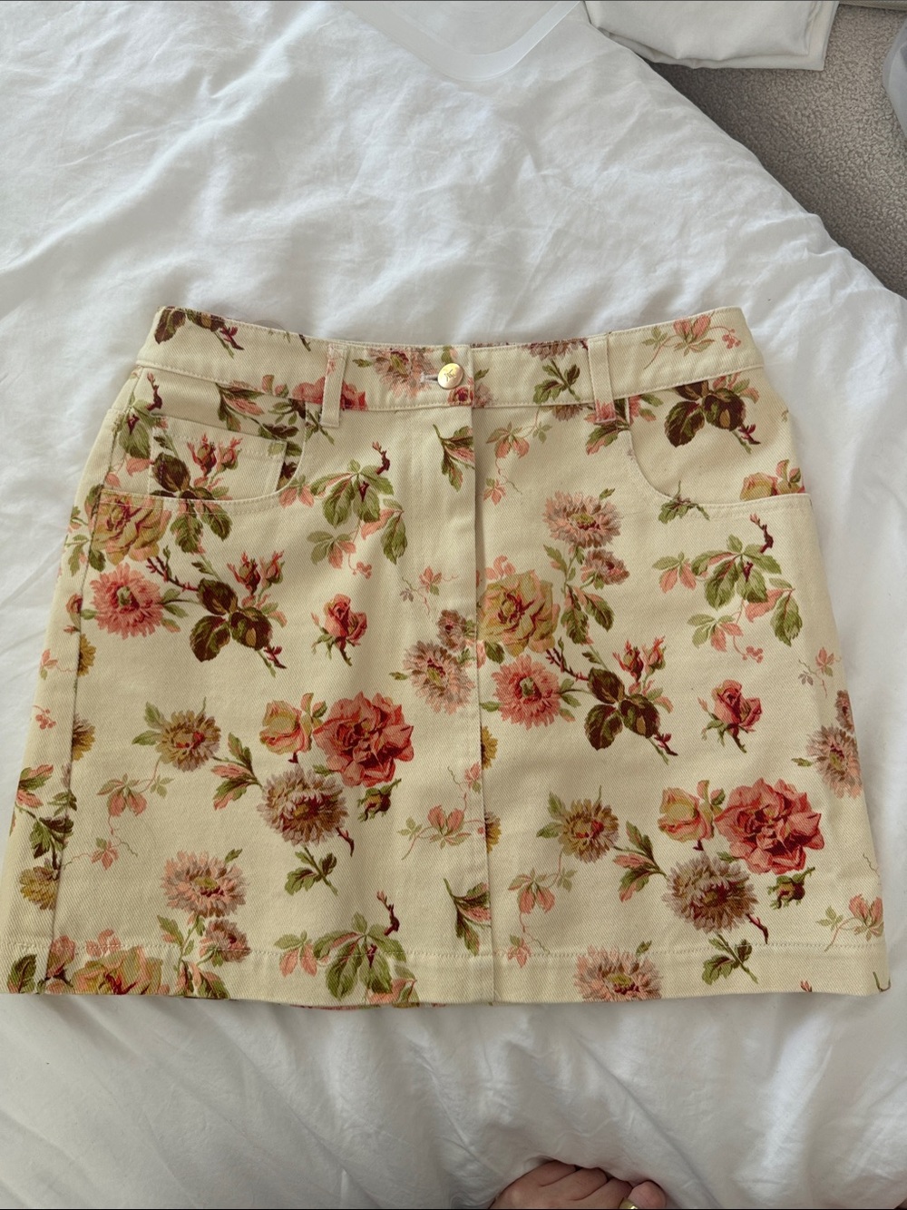 Tuckernuck Floral Mini Skirt! Size Small